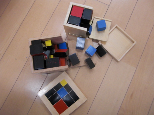 立方体のパズルの写真・イラスト・資料
